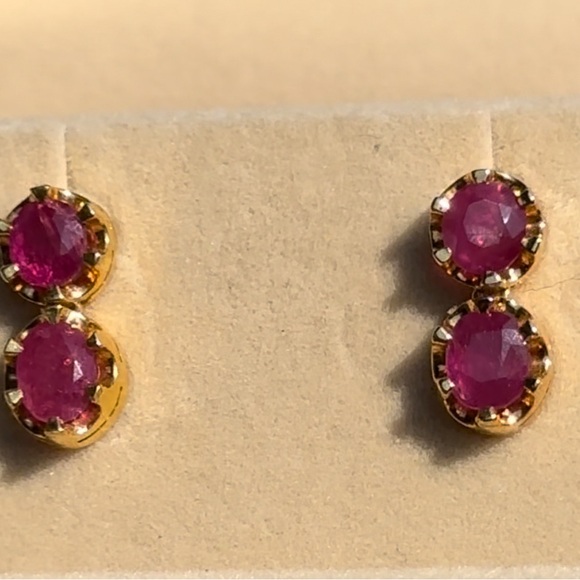 Natural Burmese Ruby over  Earrings in 18 k solid gold ⭐️Lab certificate⭐️ - Picture 4 of 7